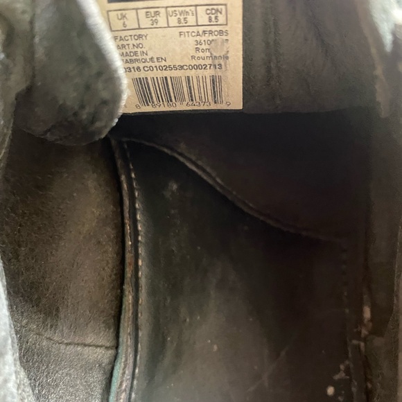 Green Puma Shoes Women's Size 8.5 | Black Pumas Size 8.5 - Picture 4 of 7